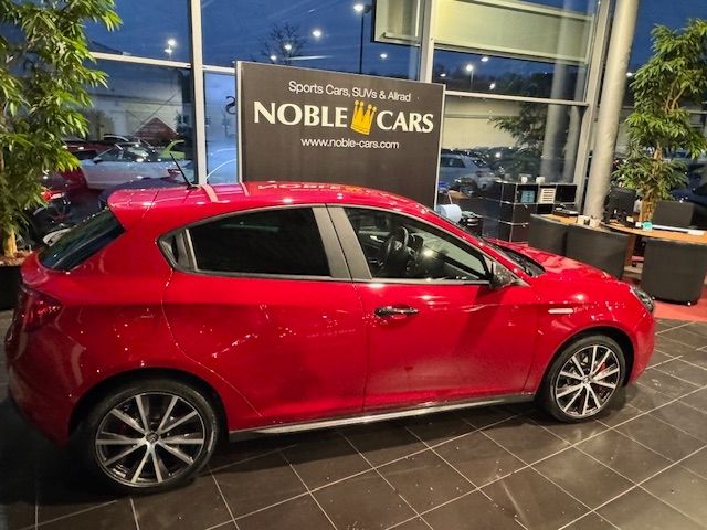 Fahrzeugabbildung Alfa Romeo Giulietta Sprint KLIMA NAVI ALU SHZ