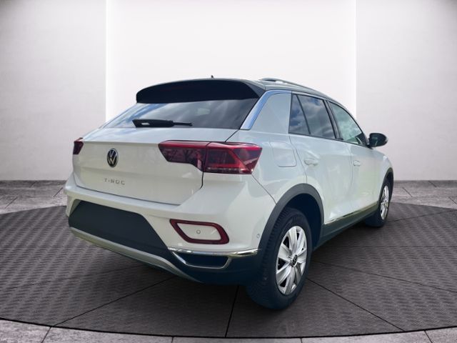 Fahrzeugabbildung Volkswagen T-Roc 1.0 TSI 81kW 6-Gang 4 Türen