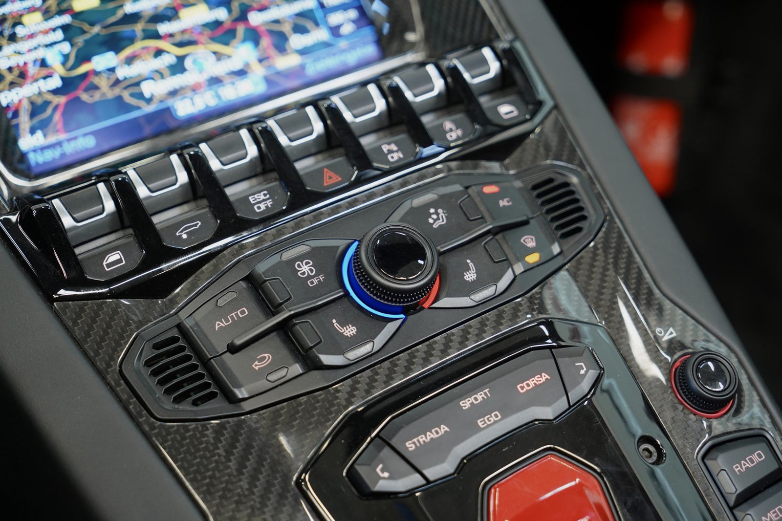 Lamborghini Aventador