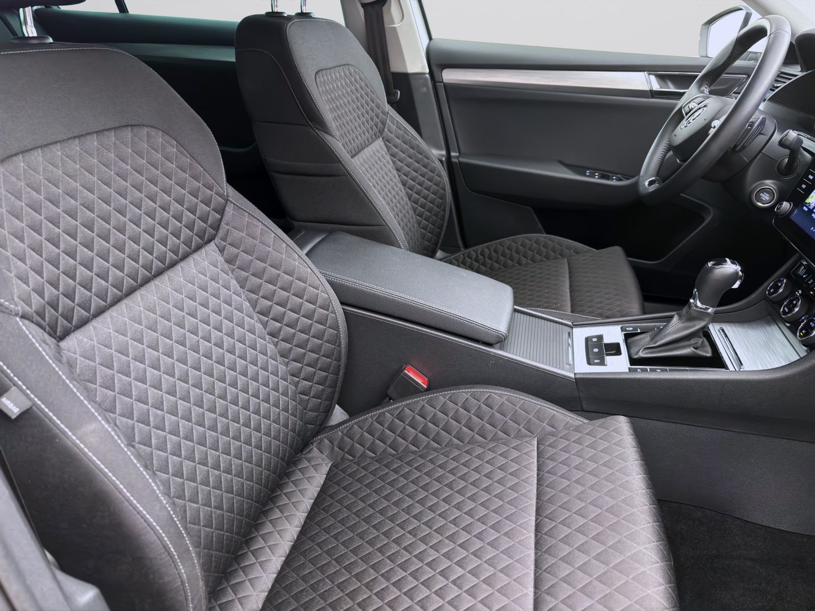 Skoda Superb - Bild 17