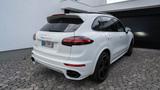 Porsche Cayenne Turbo S  - Porsche in Dortmund