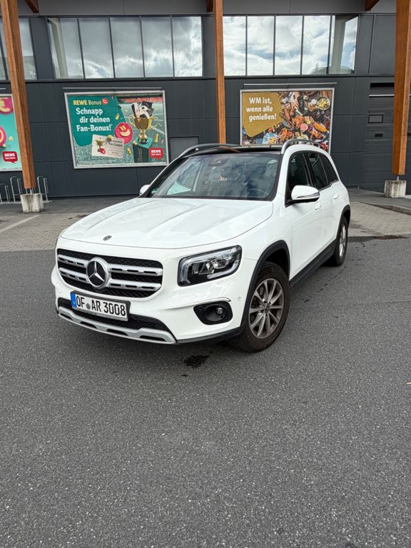 Mercedes-Benz GLB 200