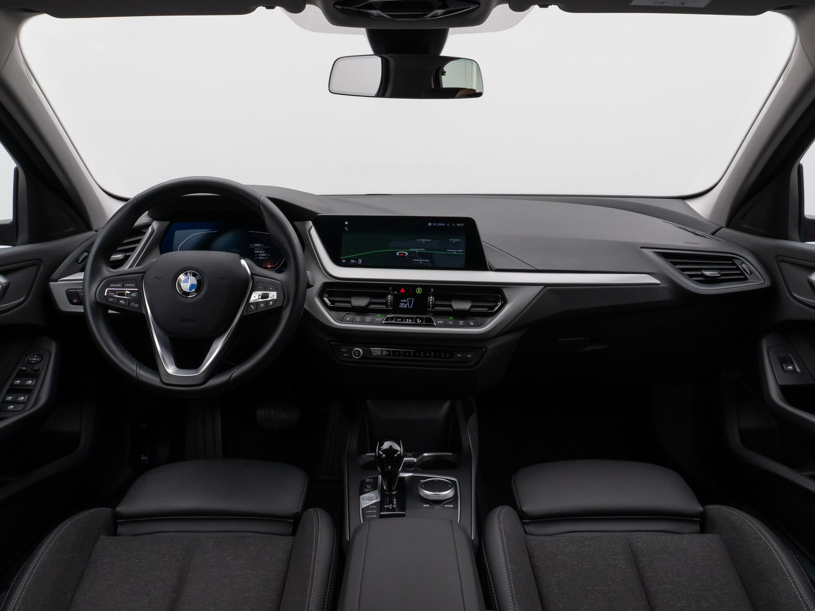 Fahrzeugabbildung BMW 118i DAB CockPitPro PDC Lordos LED Stop&Go Sport