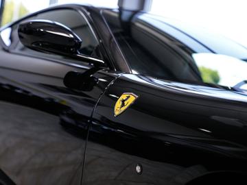 صورة 8 لـ 2022 Ferrari ROMA