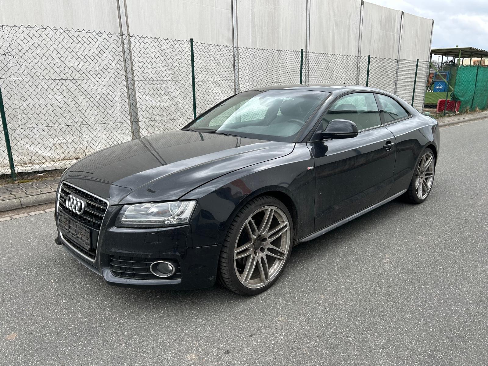 Audi A5 Coupe 3.2 FSI Quattro  2xS-Line  Xenon Navi