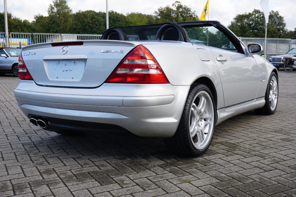 Mercedes-Benz SLK 32 AMG