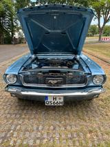 Ford Mustang Mustang Coupe 1966 - Ford Mustang aus 1966: Coupe