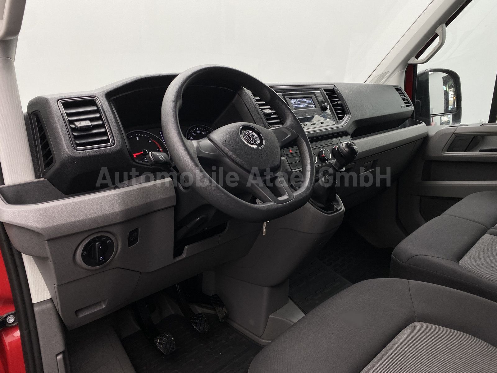 Fahrzeugabbildung Volkswagen Crafter 35 Kombi *ROLLSTUHL-LIFT* 6-SITZE 2204