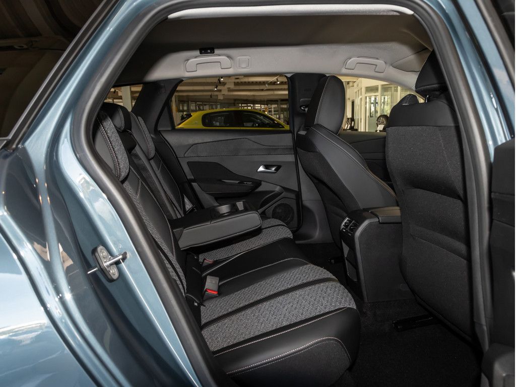 Peugeot 308 - Bild 9
