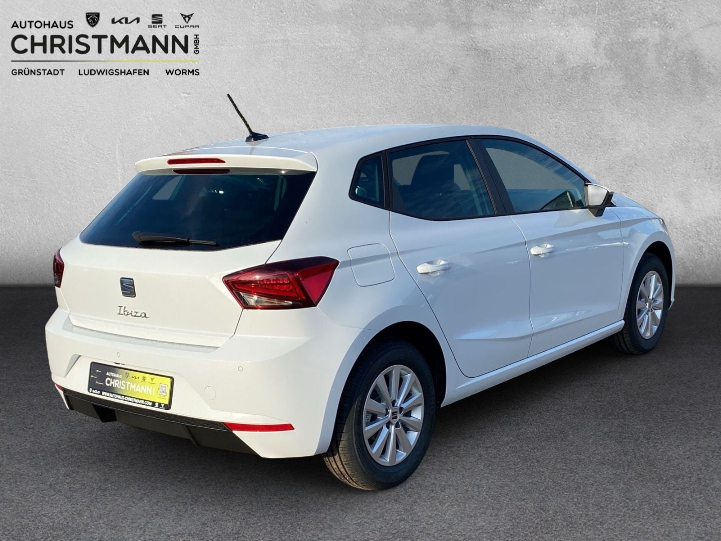 Fahrzeugabbildung SEAT Ibiza Style Road Ed. *SHZ*NAVI*PDC*CAM*Full-Link