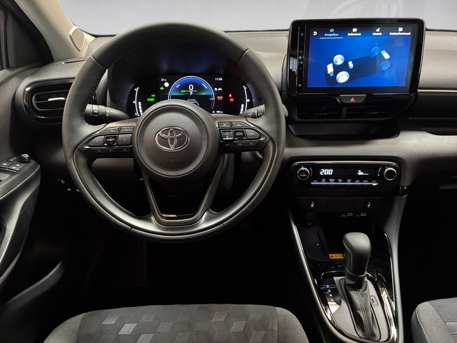 Fahrzeugabbildung Toyota Yaris 1.5 Teamplayer Safety P, Comfort P.