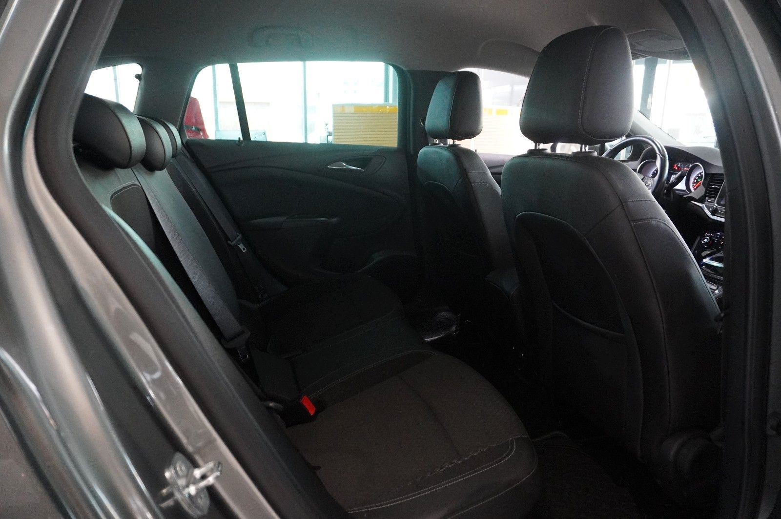 Fahrzeugabbildung Opel Astra K ST 1.4T INNOV. NAVI/LED/KAMERA/SPORT/AHK