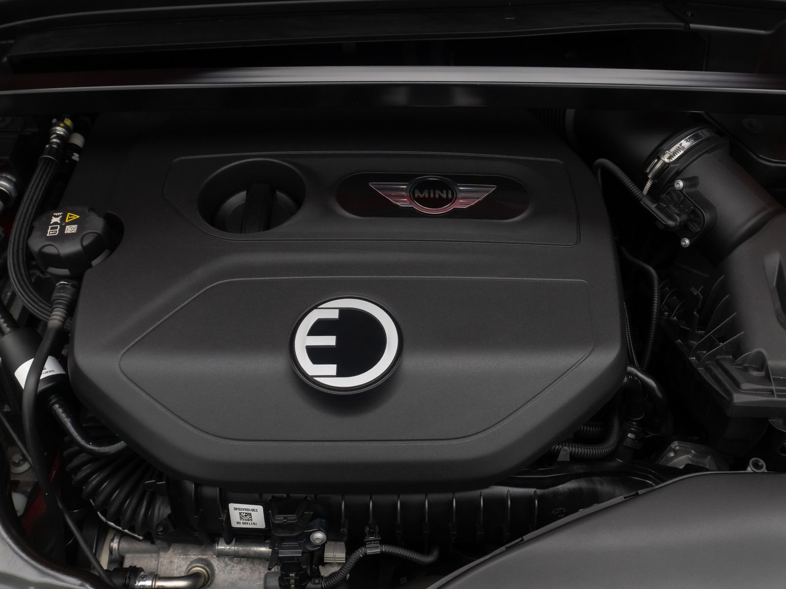 Fahrzeugabbildung MINI Countryman SE (Cooper) ALL4 HUD Panoram H/K Voll