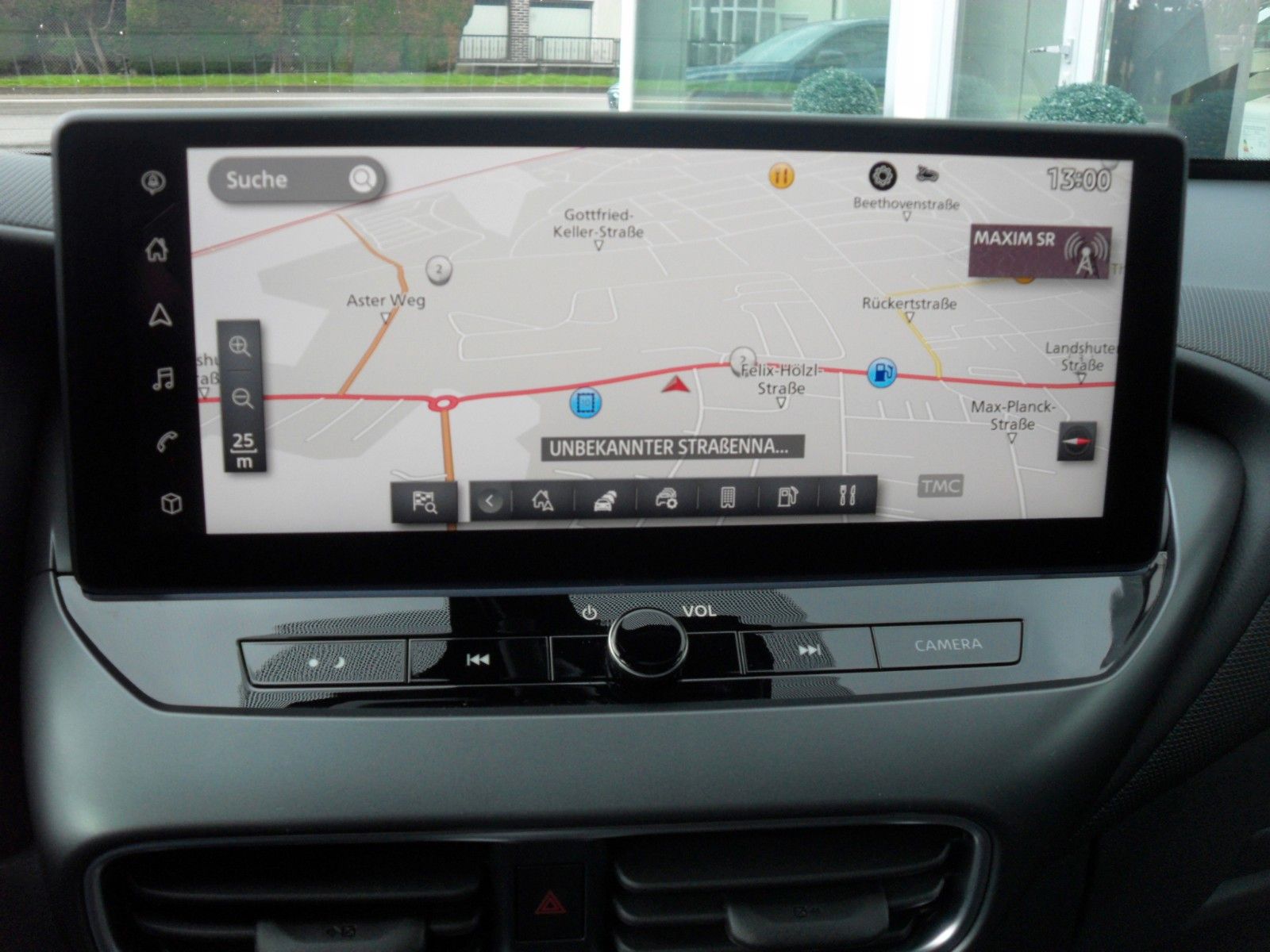 Fahrzeugabbildung Nissan Juke 1,0 N-Connecta Benzin | WP | Navi