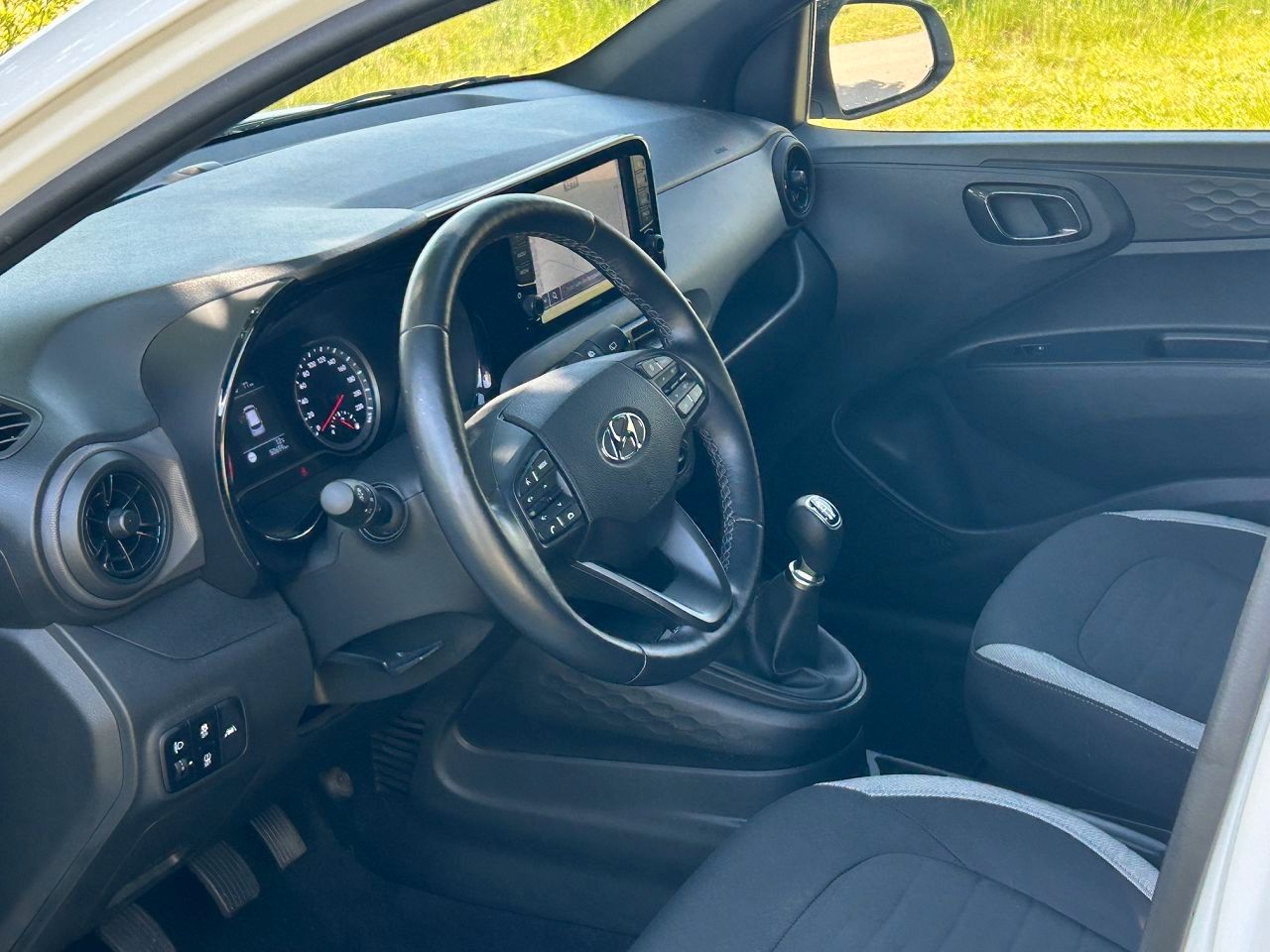 Fahrzeugabbildung Hyundai i10 1.0 Connect & Go *Navi*Klima*CarPlay*Kamera*