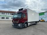Mercedes-Benz ACTROS 1832 freezer Diesel/Electric vin 421 - Angebote