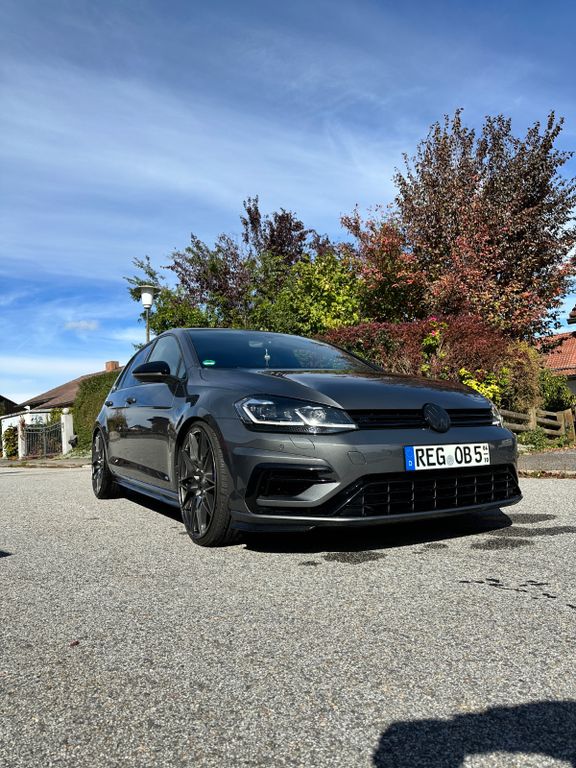 Image of Volkswagen Golf