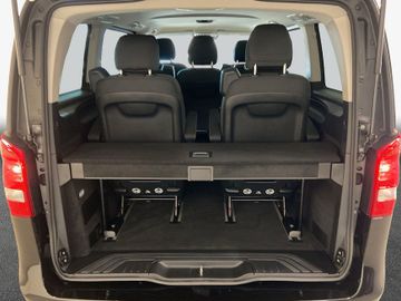 Mercedes V 220 - 8