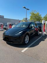 Tesla Model Y Long Range Dual Motor AWD Long Range - Tesla Model Y Unfallwagen