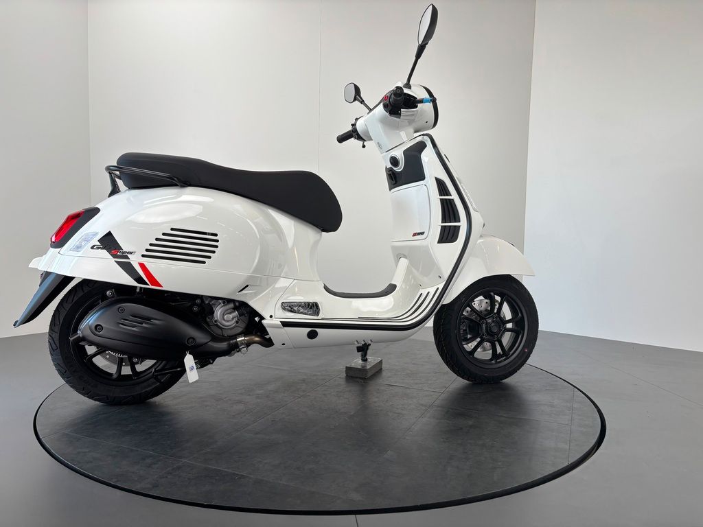 Fahrzeugabbildung Vespa GTS 310 FL SuperSport *NEUFAHRZEUG 2026*