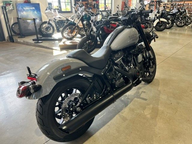 Fahrzeugabbildung Harley-Davidson FXLRS Low Rider S 117cui