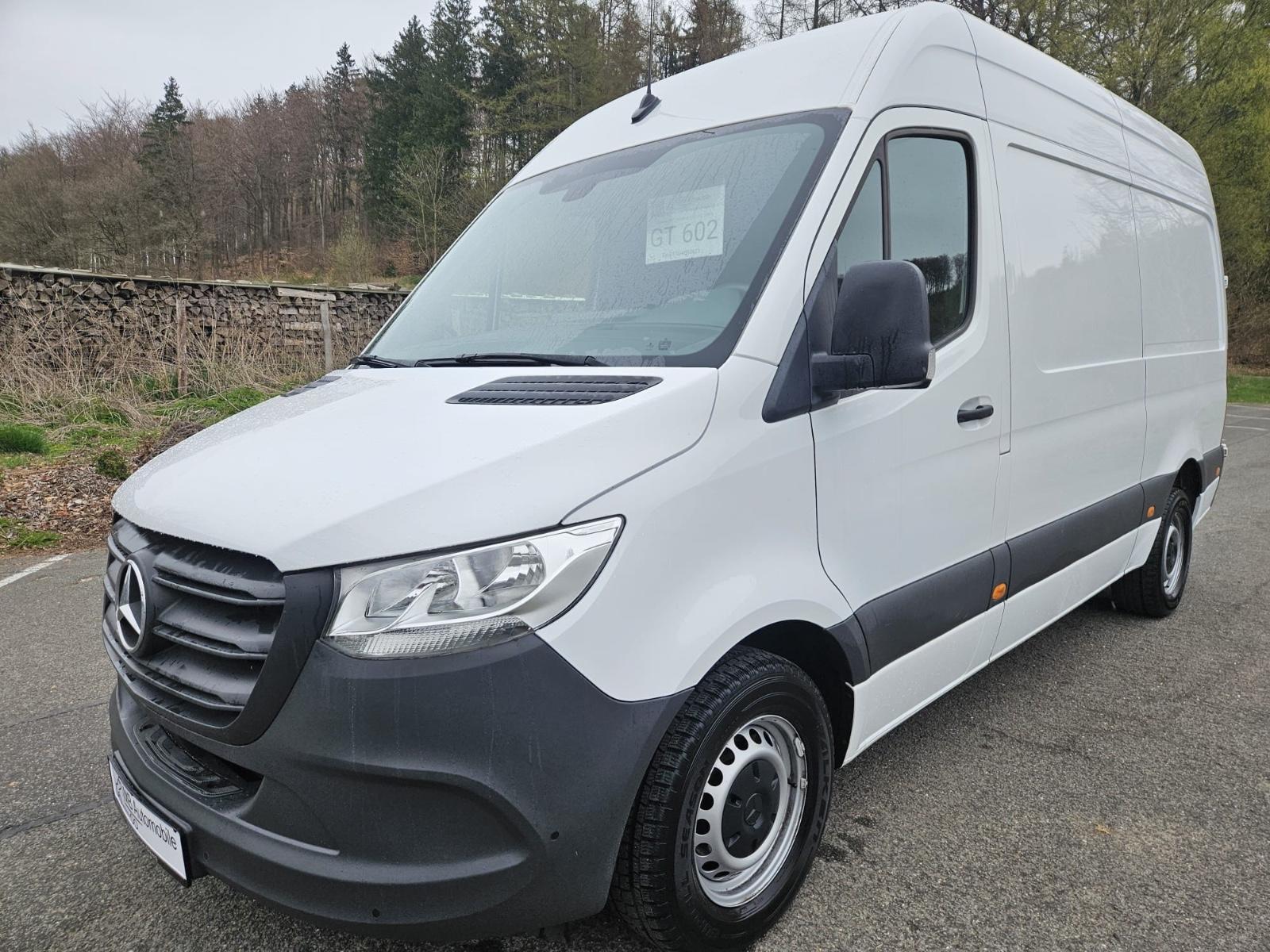 Mercedes-Benz Sprinter 317 Automatik AHK 3,5t Navi Kamera SHZ