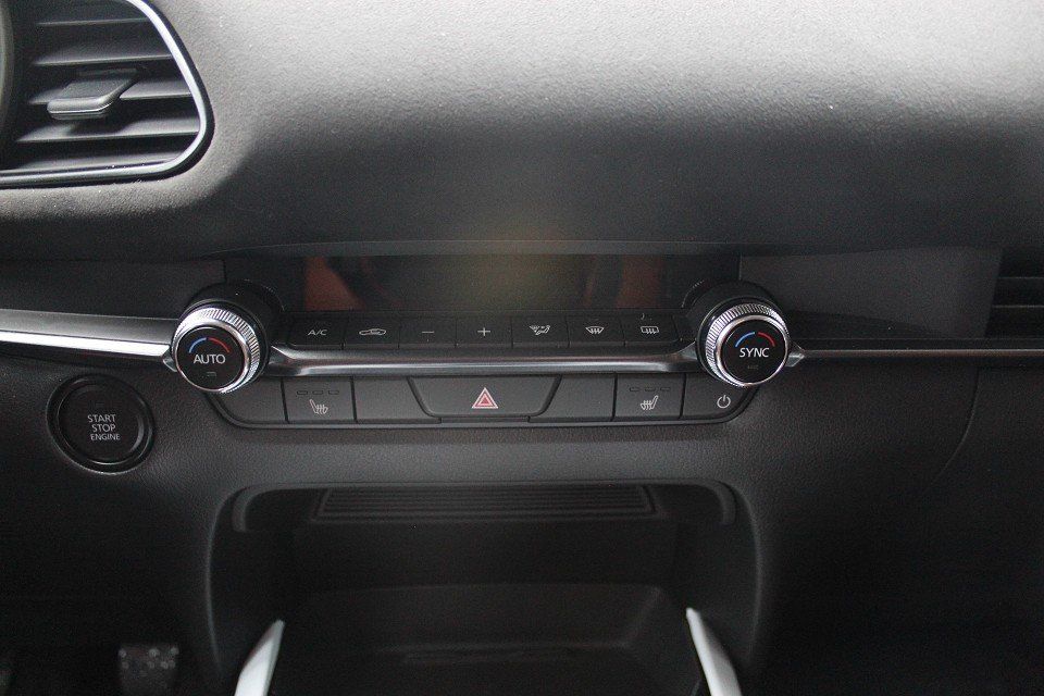 Fahrzeugabbildung Mazda CX-30 2025 M-Hybrid Nagisa G-140 *Juni-Aktion* N