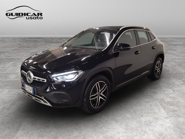 Mercedes-Benz GLA-H247 2020 - GLA 180 d Sport Pl