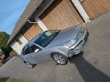 Ford Mondeo 2.5 V6 Ghia Ghia - Ford Mondeo: Ghia V6