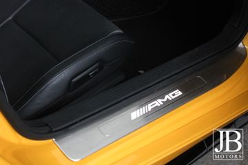 Fahrzeugabbildung Mercedes-Benz AMG GT C Roadster Keramik Carbon Night Burmester