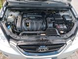 Kia KIA Carens  / Tüv Neu - Kia Carens aus 2008