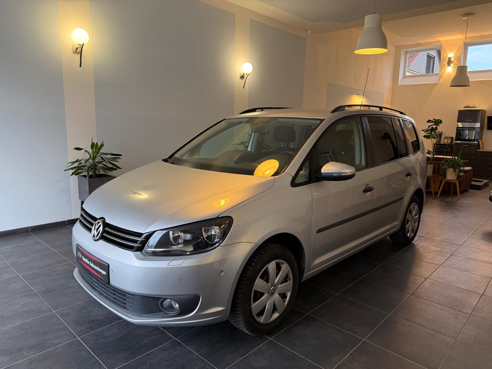Volkswagen Touran 2.0 TDI DSG*1.Hd*Scheckheft VW*SHz*