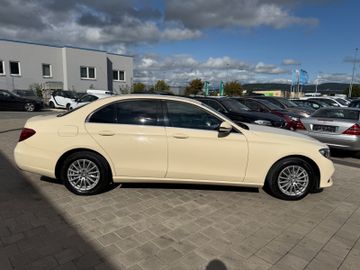 Mercedes E 200 - 4