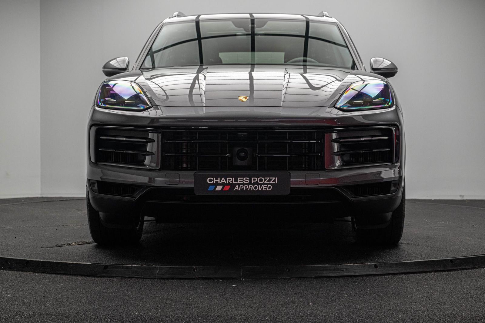Porsche Cayenne  E-HYBRID - 3.0 V6 470 CH imagem 2