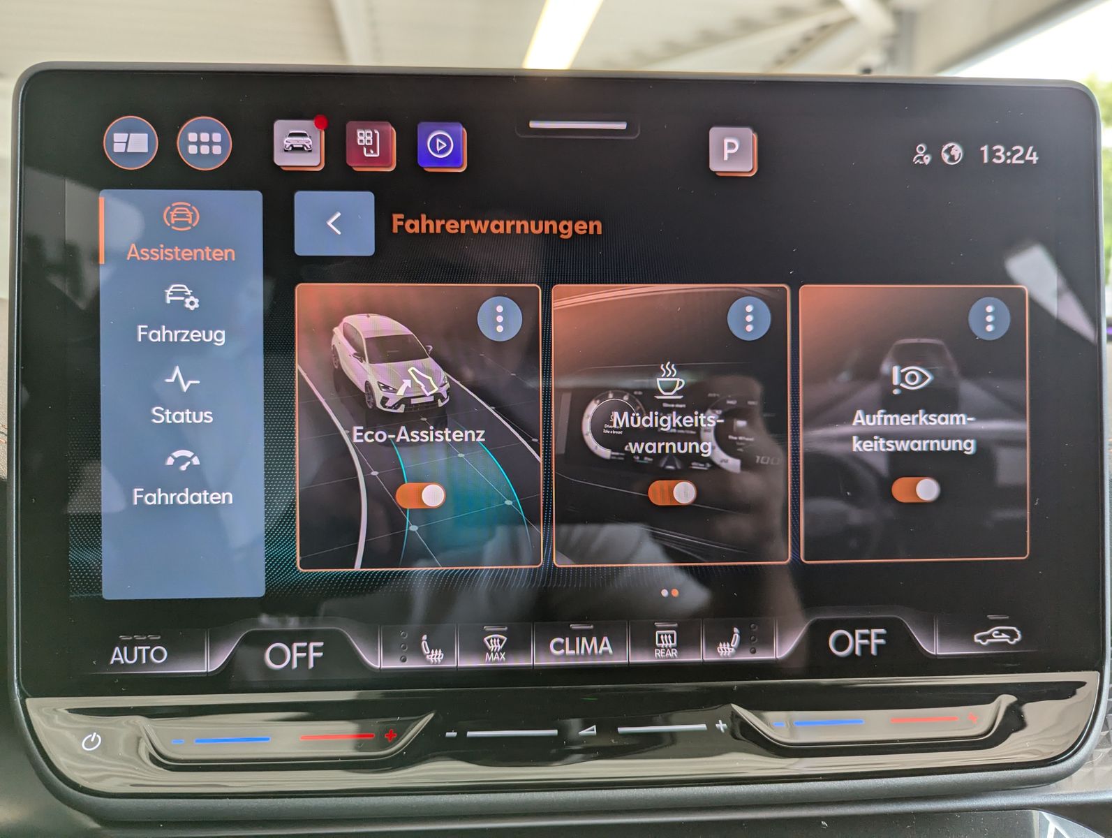 CUPRA Leon 1.5 eTSI Dynamic Edge-Paket Assist-XL Memor - Image 29