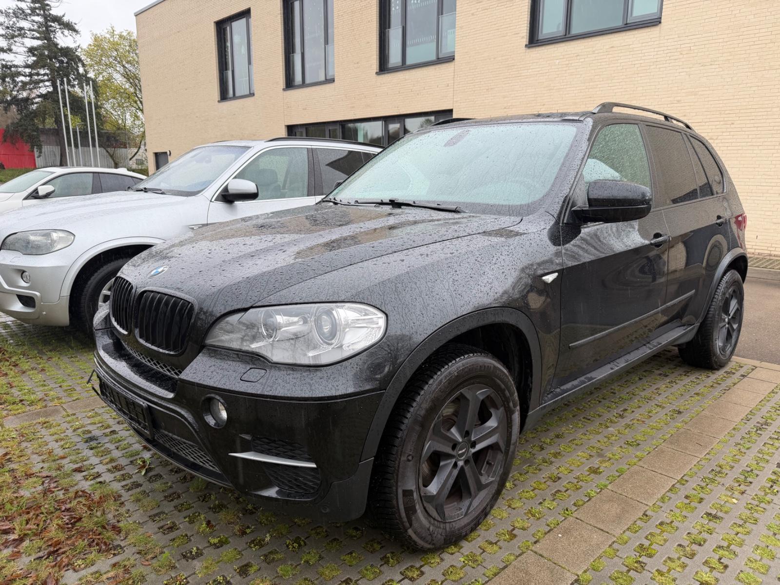 BMW X5 xDrive30d Sport-Paket*NAVI*XENON*LEDER*AHK*