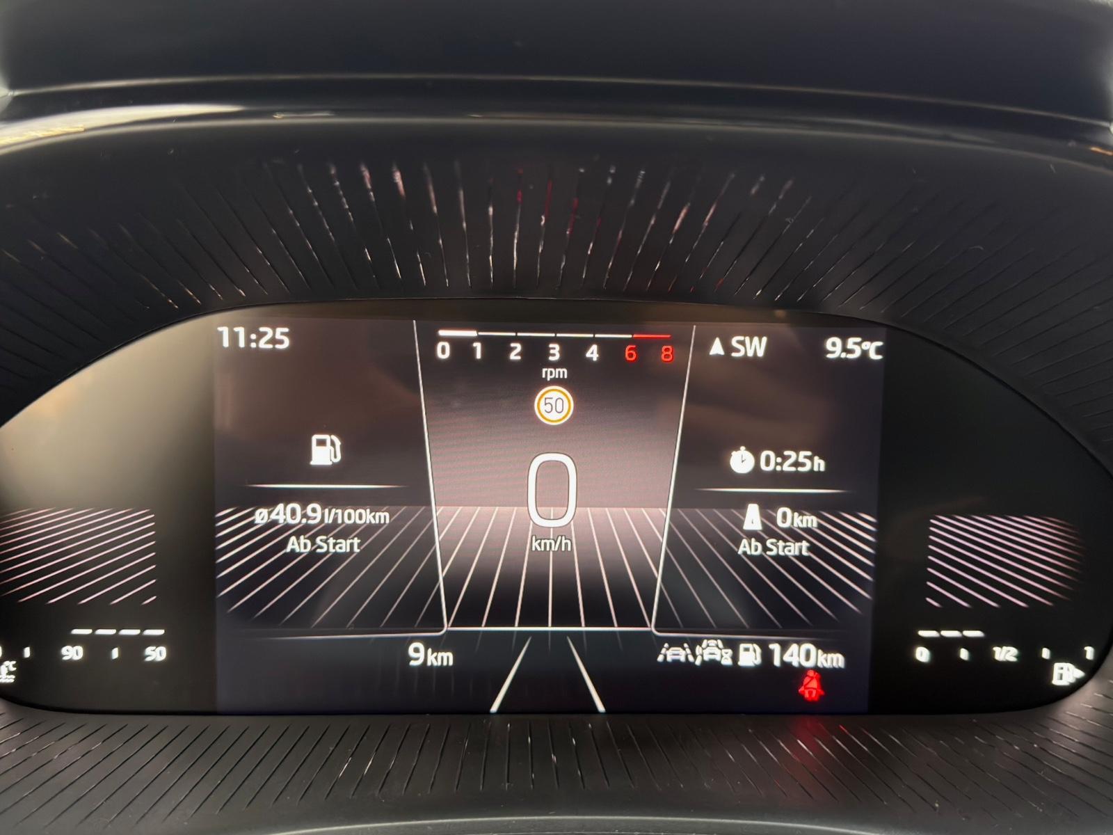 Skoda Fabia 1.0 Selection#5J.Gar#RFK#APP#PDC#LED
