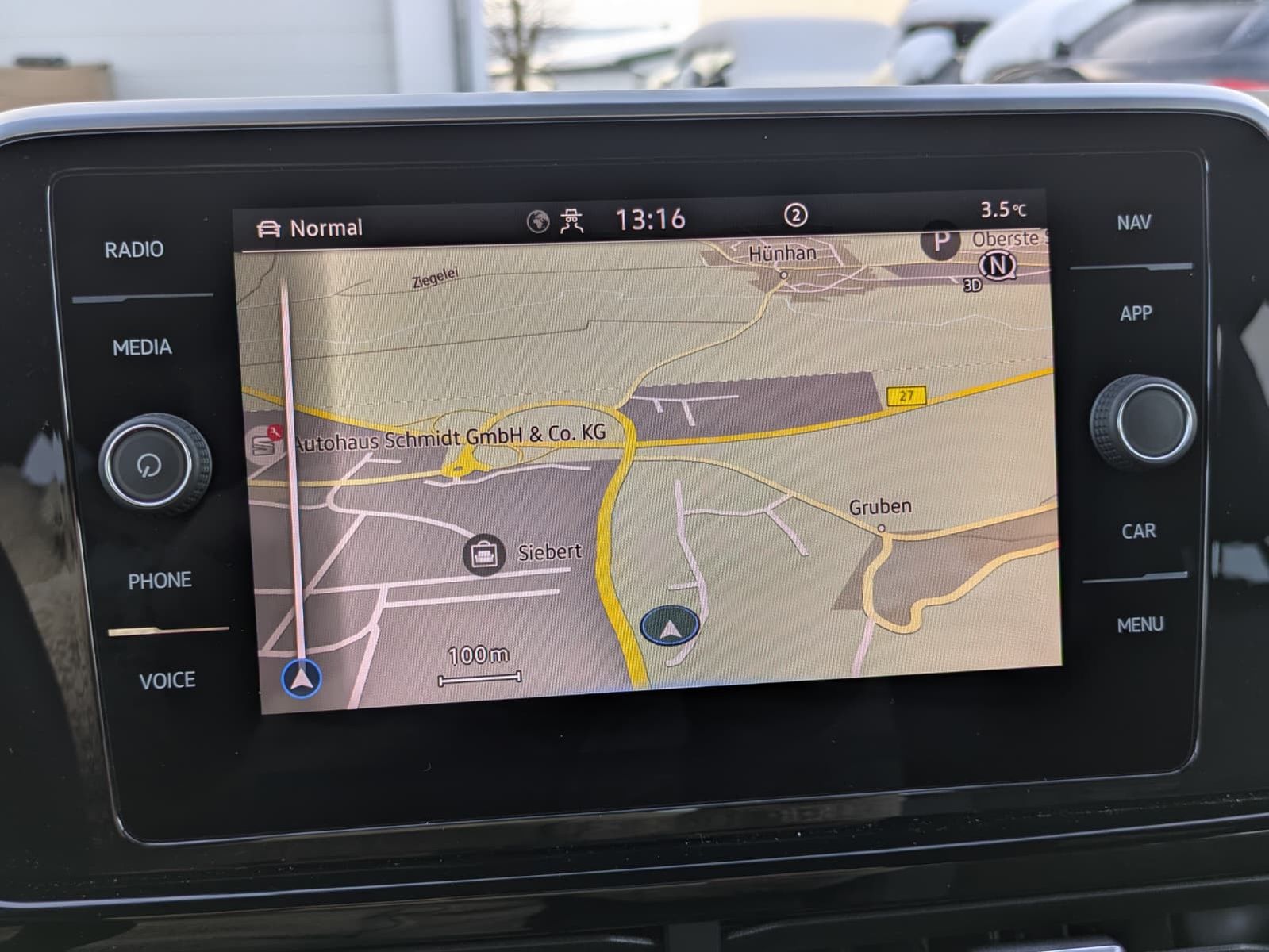 Fahrzeugabbildung Volkswagen T-Roc 2.0 TDI R-Line DSG 19"MATRIX*ACC*KAM*NAVI