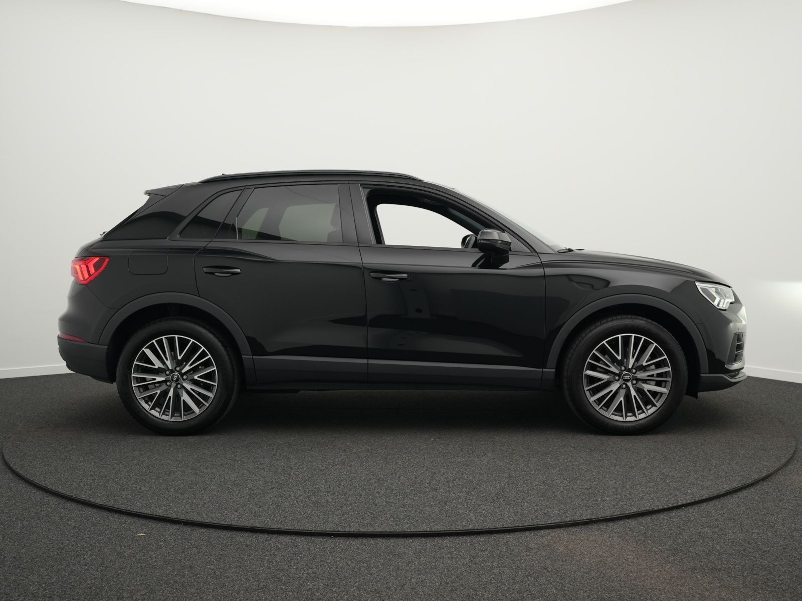 Audi Q3 - Bild 12