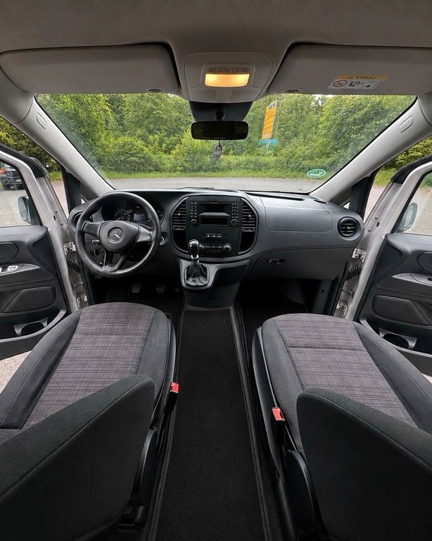 Image of Mercedes-Benz Vito