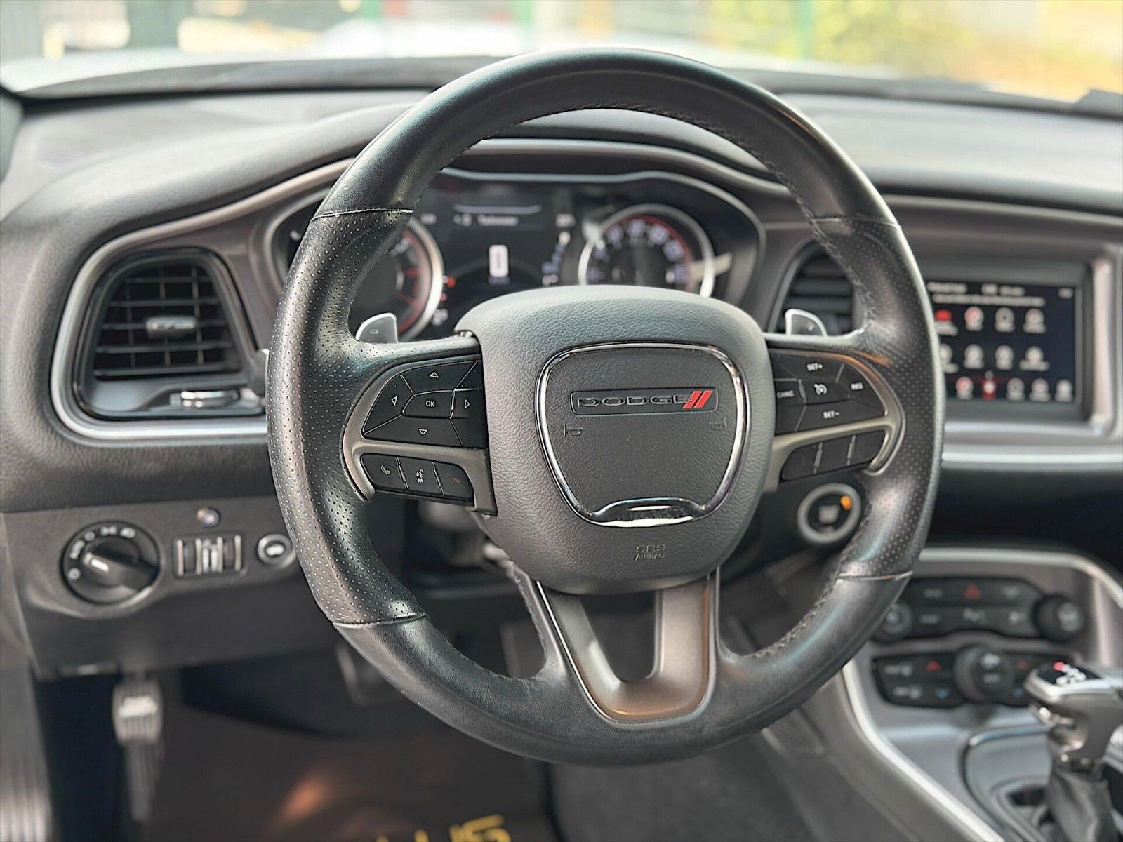 Fahrzeugabbildung Dodge Challenger 5.7 V8 R/T+ Performance Night Edition