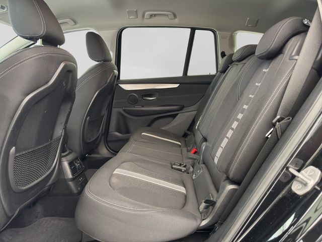 Fahrzeugabbildung BMW 218d Gran Tourer 7-Sitzer+LED+Kamera+Sports.+AHK