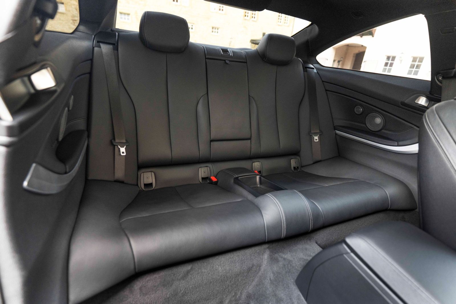 Fahrzeugabbildung BMW 440I COUPE M-PERFORMANCE H&K LED HUD KAM CARPLAY