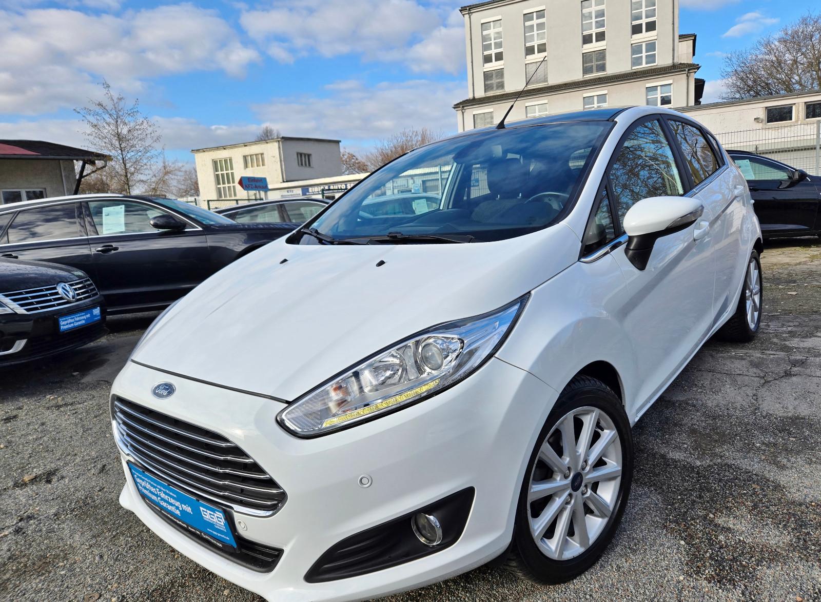 Ford Fiesta Titanium / Automatik