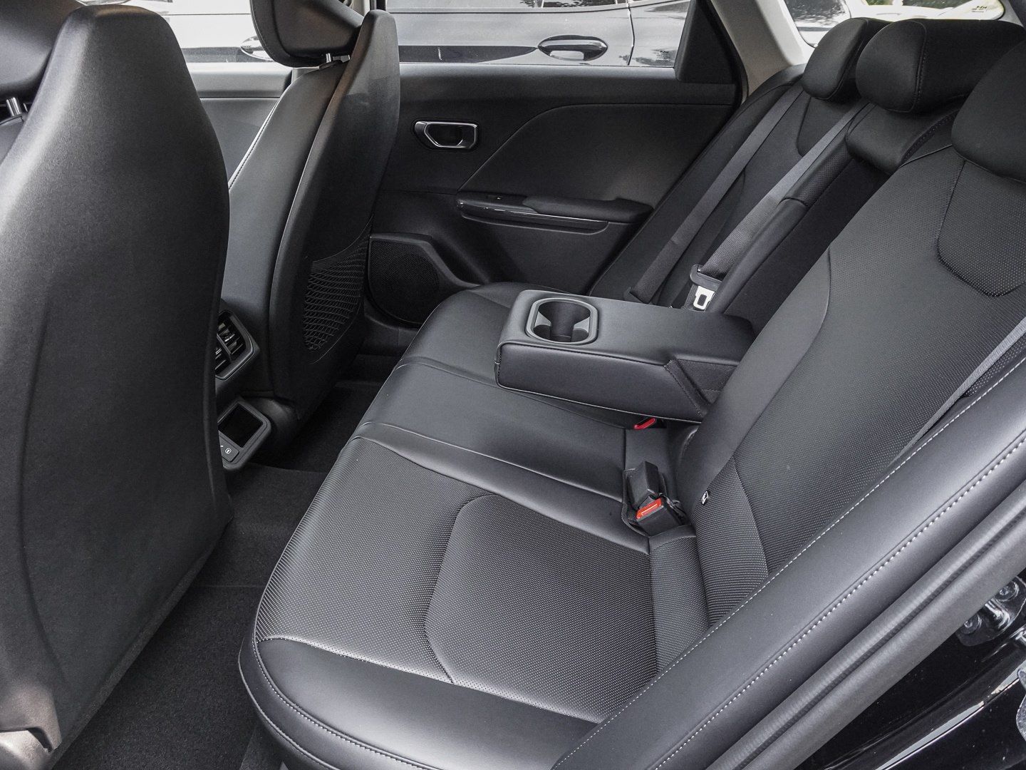 Kia K4 - Bild 15