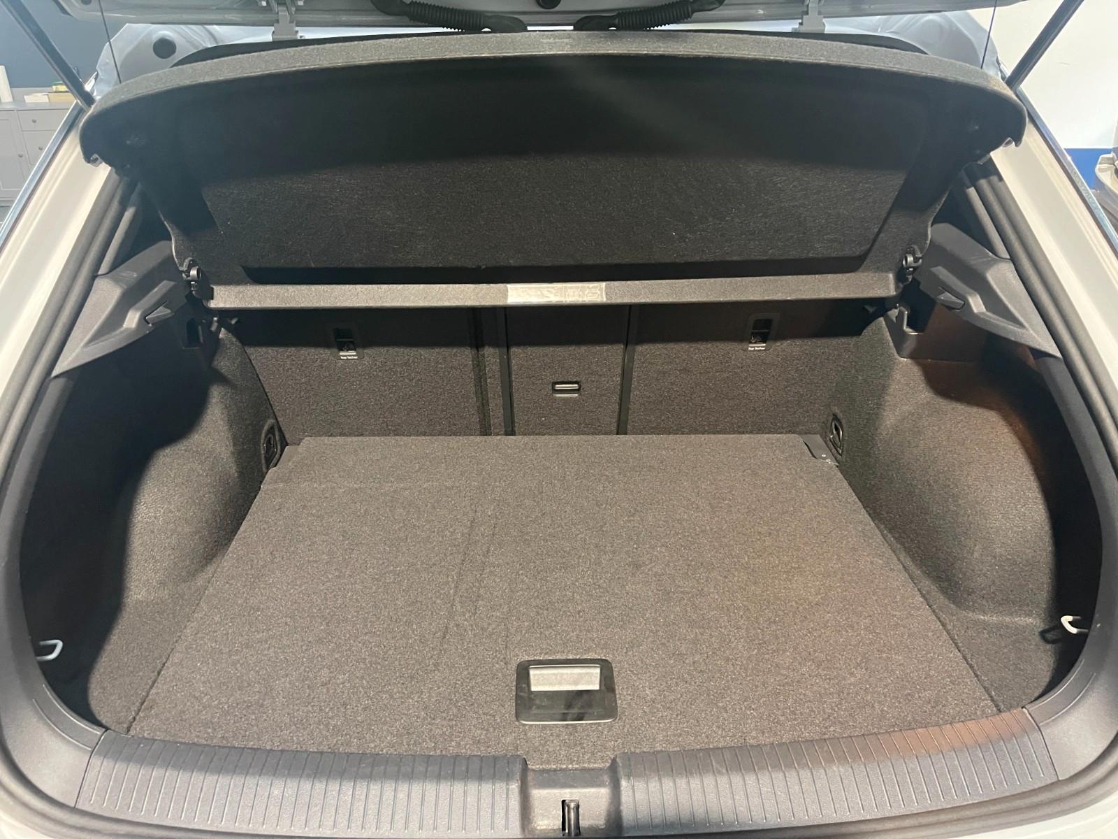 Volkswagen T-Roc Sport R-Line /PDC/, миниатюра 7