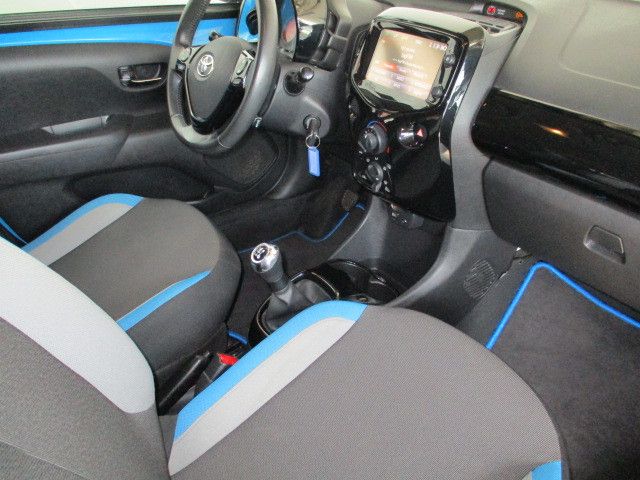 Fahrzeugabbildung Toyota AYGO x-cite 5-Türer