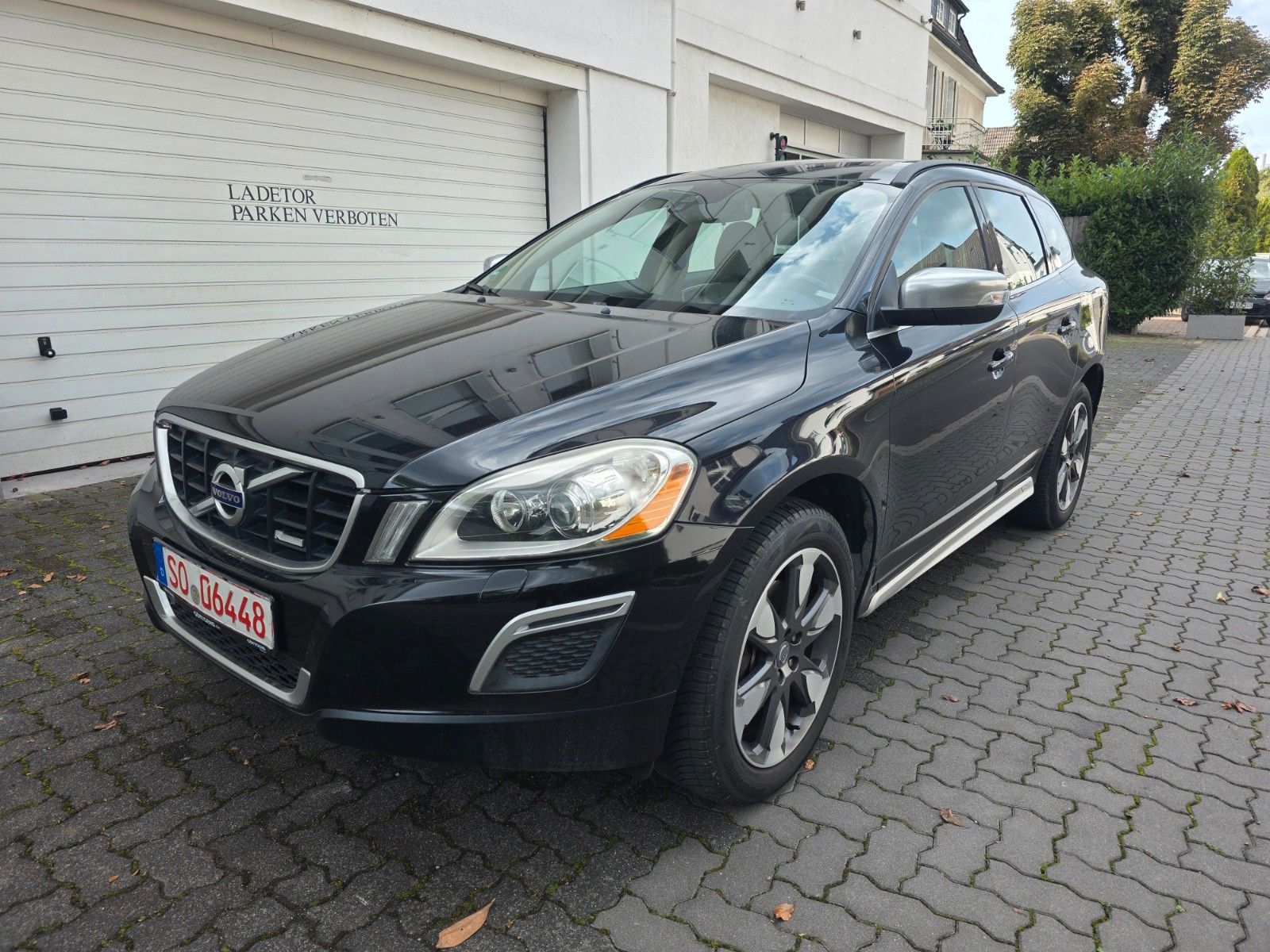 Volvo Volvo XC60  R Design Leder Navi Xenon uvm.