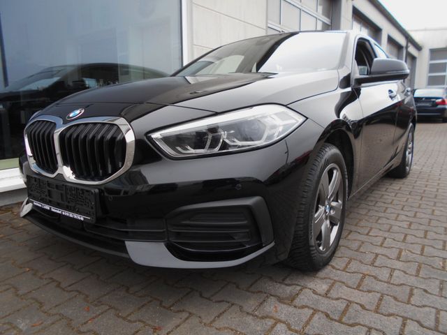 BMW 118i -NAVI-LED-SITZHEIZUNG-PDC-MFL-DAB-CARPLAY-