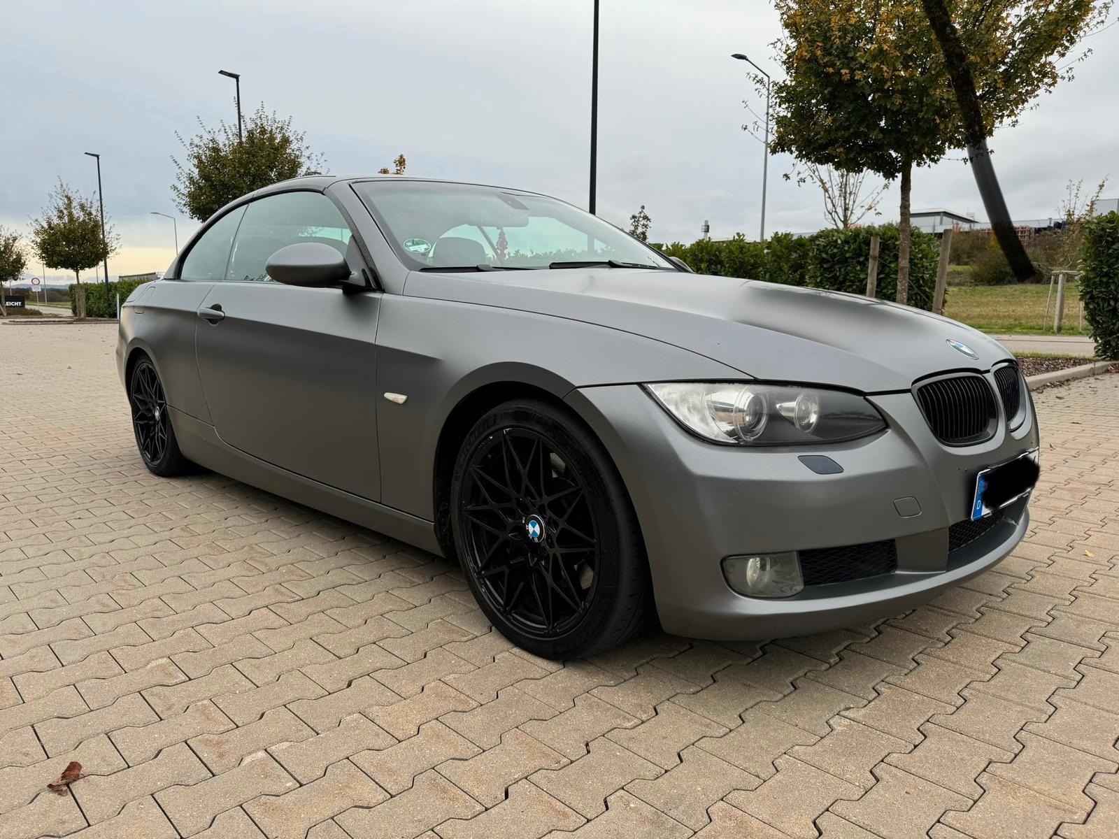 BMW Cabrio 330i |